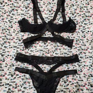 Fredericks of Hollywood black lace and bands 2pc